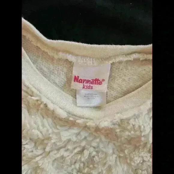 Cozy Cream Faux Fur Sweater - Perfect for chilly days! - Picture 3 of 4